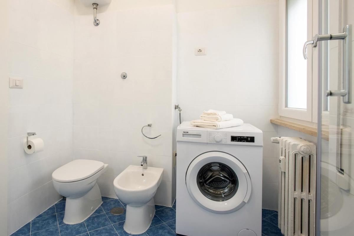 Elegant 2 Bdr - 150 Mt From Metro A Apartment *